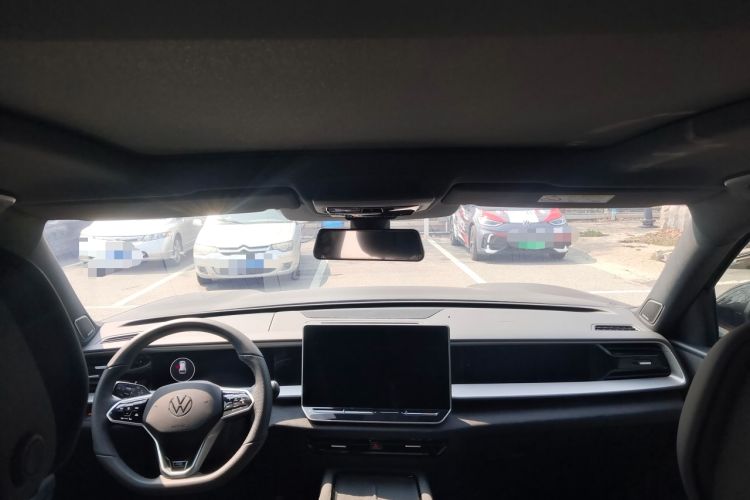 Used Volkswagen Teramont 2025 Tiguan Pro 450TSI Four-Wheel Drive Summit Edition Headliner