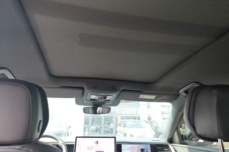 Used Volkswagen Teramont 2025 Tiguan Pro 450TSI Four-Wheel Drive Summit Edition Headliner