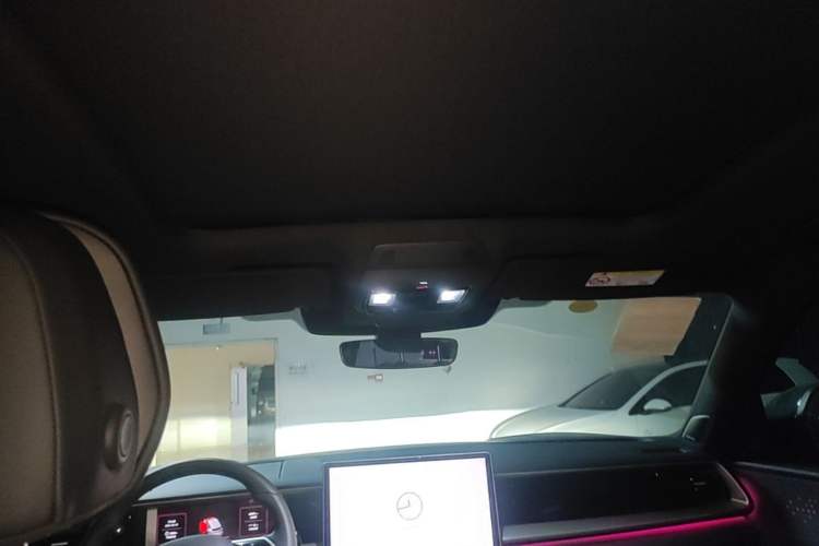 Used Volkswagen Teramont 2025 Tiguan Pro 450TSI Four-Wheel Drive Summit Edition Headliner