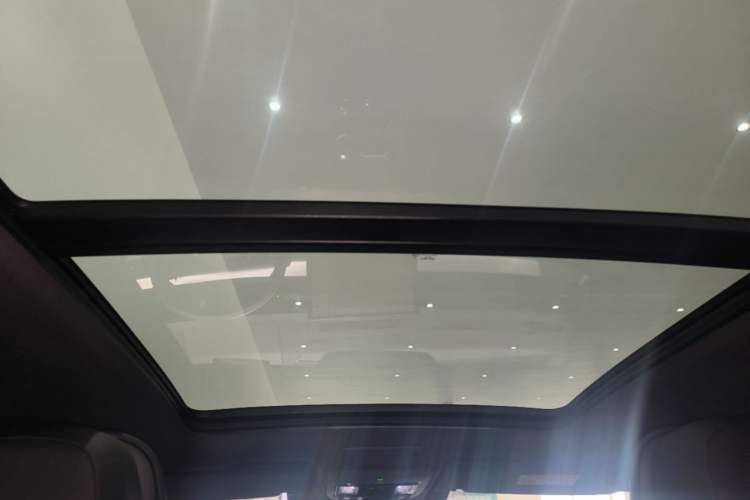 Used Volkswagen Teramont 2025 Tiguan Pro 450TSI Four-Wheel Drive Summit Edition Headliner