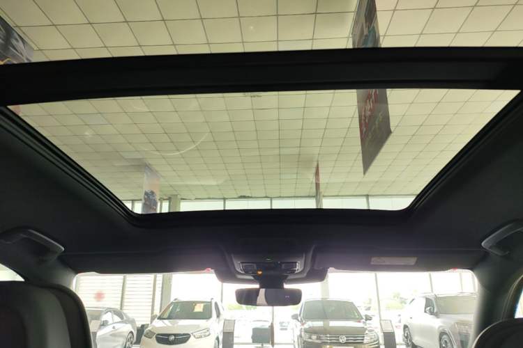 Used Volkswagen Teramont 2025 Tiguan Pro 450TSI Four-Wheel Drive Summit Edition Headliner