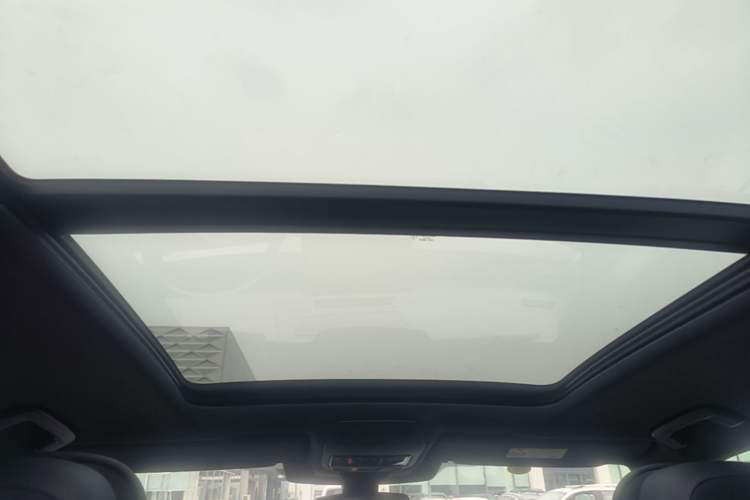 Used Volkswagen Teramont 2025 Tiguan Pro 450TSI Four-Wheel Drive Summit Edition Headliner