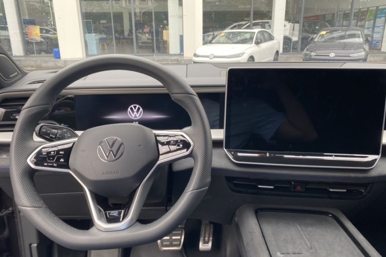 Used Volkswagen Teramont 2025 Tiguan Pro 450TSI Four-Wheel Drive Summit Edition Instrument Cluster