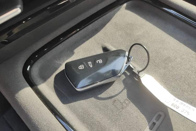Used Volkswagen Teramont 2025 Tiguan Pro 450TSI Four-Wheel Drive Summit Edition Interior 1