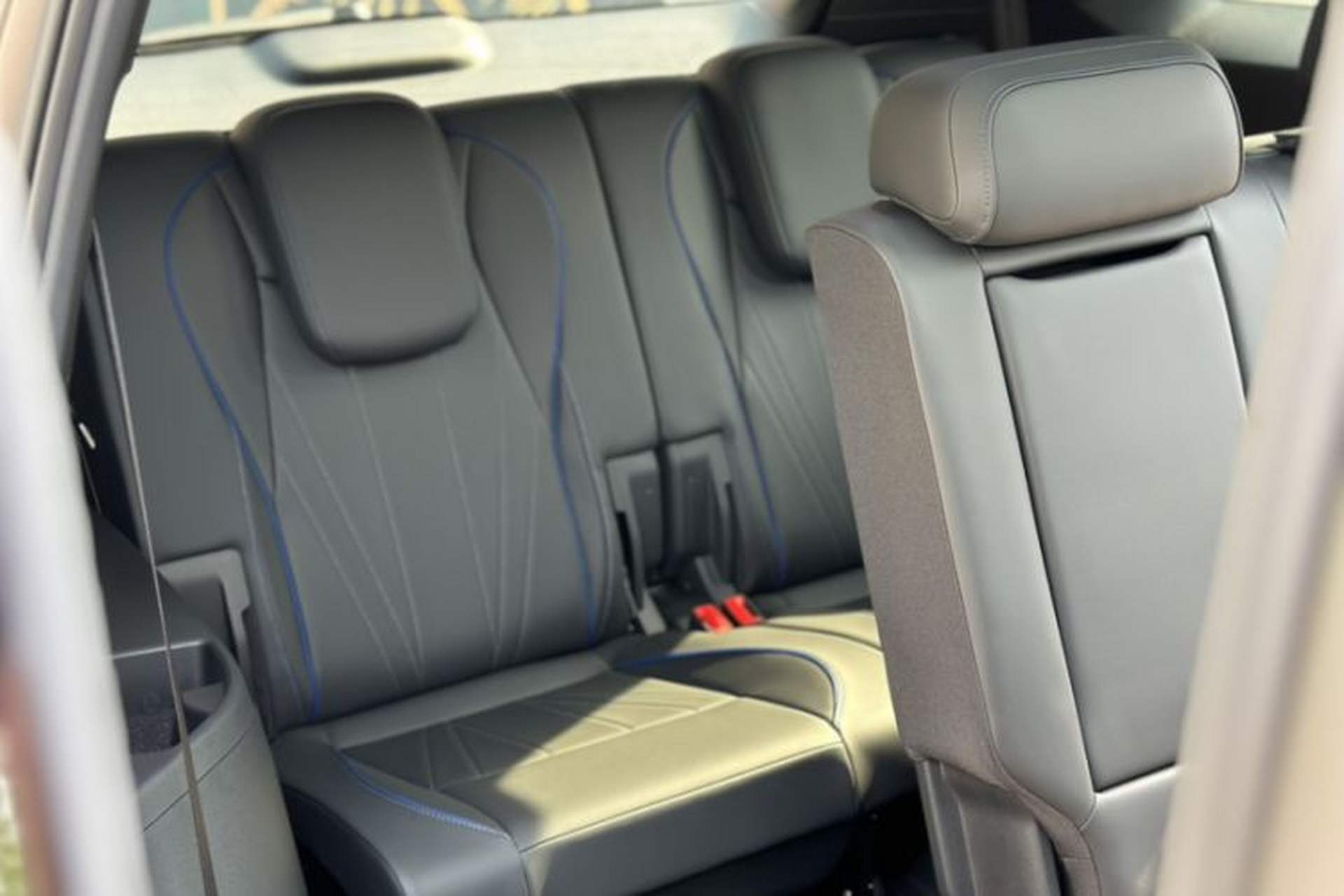 Used Volkswagen Teramont 2025 Tiguan Pro 450TSI Four-Wheel Drive Summit Edition Interior 10