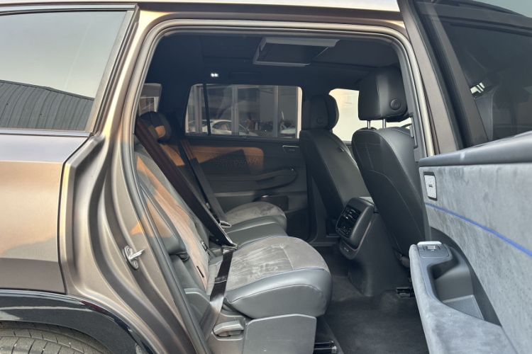 Used Volkswagen Teramont 2025 Tiguan Pro 450TSI Four-Wheel Drive Summit Edition Interior 5