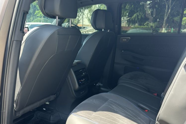 Used Volkswagen Teramont 2025 Tiguan Pro 450TSI Four-Wheel Drive Summit Edition Interior 7