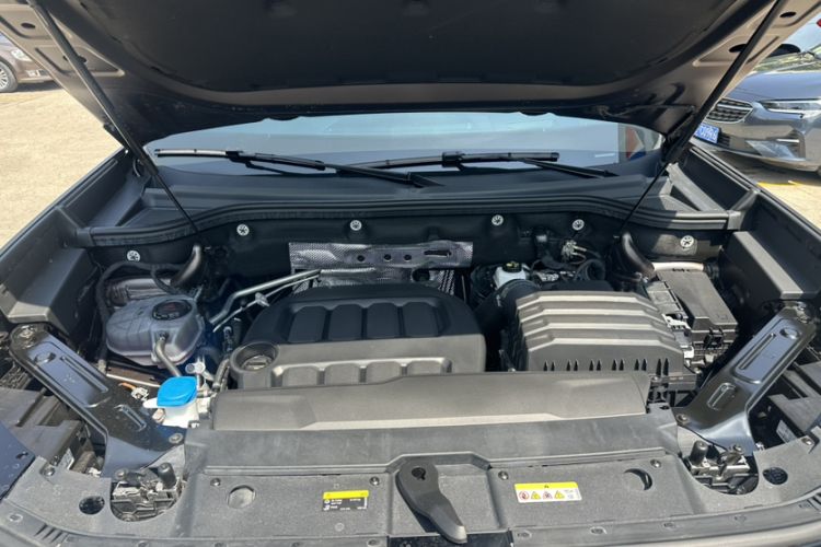 Used Volkswagen Teramont 2025 Tiguan Pro 450TSI Four-Wheel Drive Summit Edition Interior 8