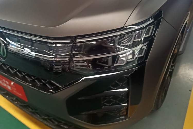 Used Volkswagen Teramont 2025 Tiguan Pro 450TSI Four-Wheel Drive Summit Edition Left Front Headlight
