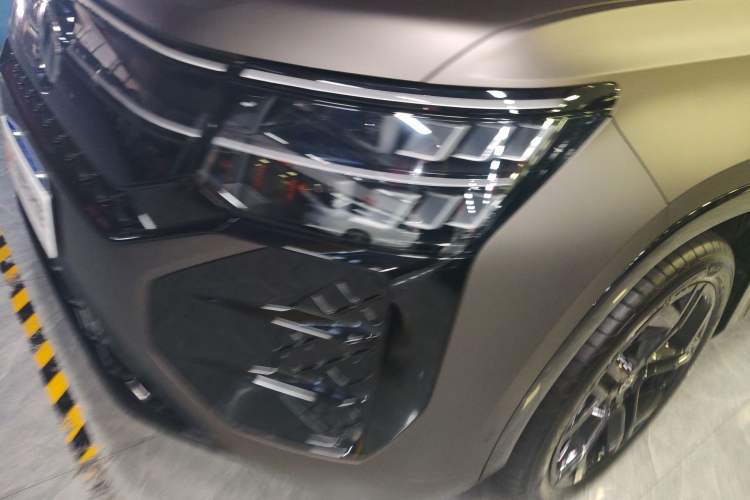 Used Volkswagen Teramont 2025 Tiguan Pro 450TSI Four-Wheel Drive Summit Edition Left Front Headlight