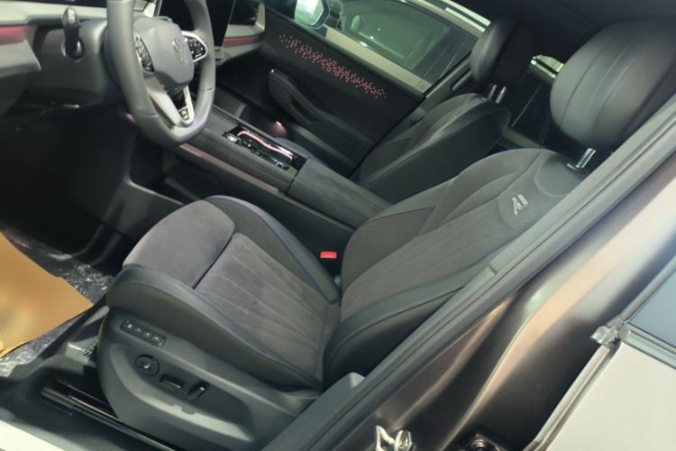 Used Volkswagen Teramont 2025 Tiguan Pro 450TSI Four-Wheel Drive Summit Edition Left Front Seat
