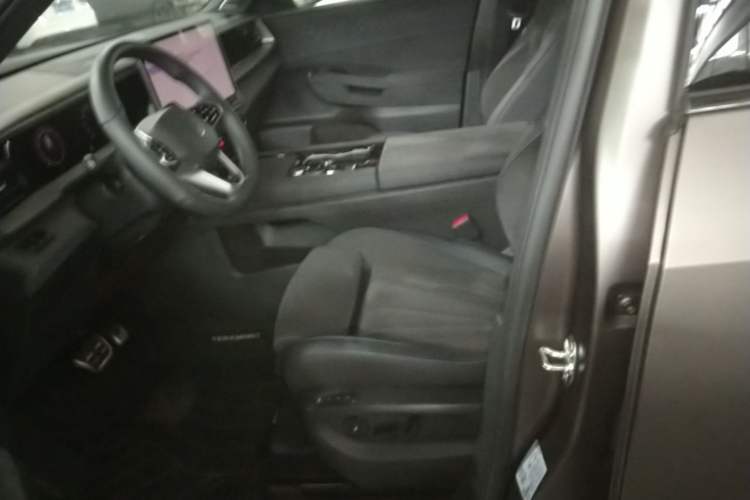 Used Volkswagen Teramont 2025 Tiguan Pro 450TSI Four-Wheel Drive Summit Edition Left Front Seat