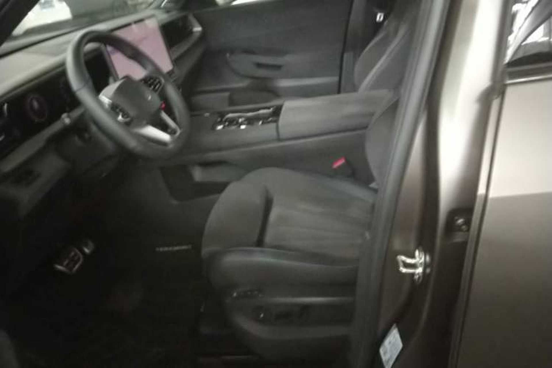 Used Volkswagen Teramont 2025 Tiguan Pro 450TSI Four-Wheel Drive Summit Edition Left Front Seat