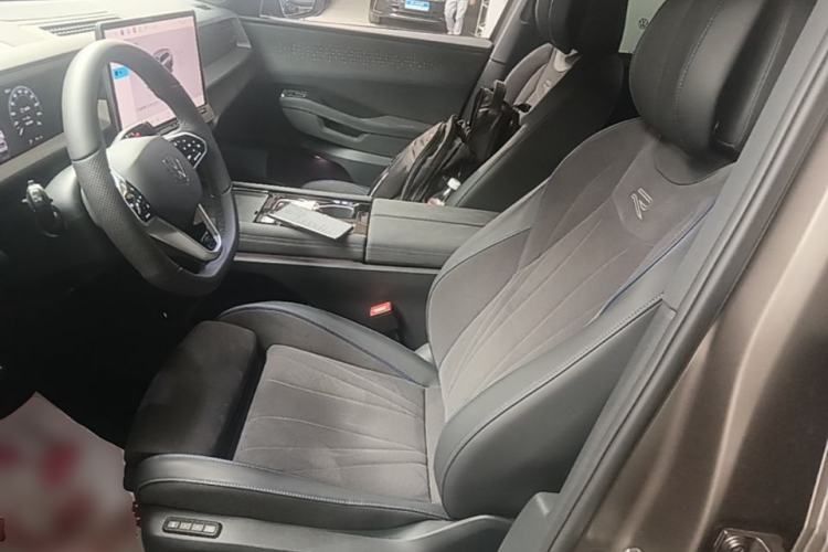Used Volkswagen Teramont 2025 Tiguan Pro 450TSI Four-Wheel Drive Summit Edition Left Front Seat