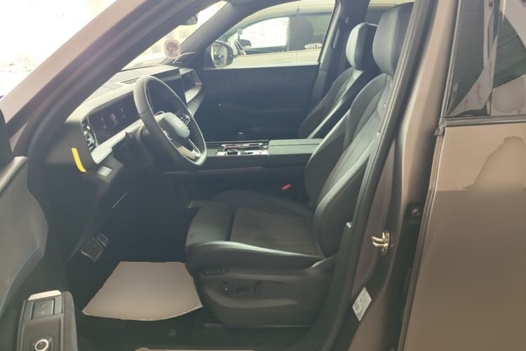 Used Volkswagen Teramont 2025 Tiguan Pro 450TSI Four-Wheel Drive Summit Edition Left Front Seat
