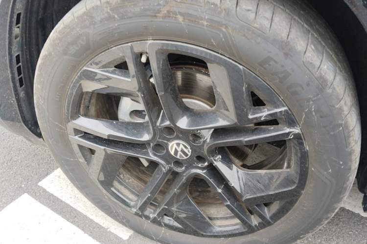 Used Volkswagen Teramont 2025 Tiguan Pro 450TSI Four-Wheel Drive Summit Edition Left Front Wheel Hub