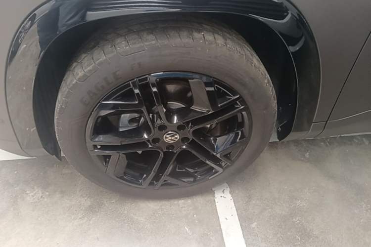 Used Volkswagen Teramont 2025 Tiguan Pro 450TSI Four-Wheel Drive Summit Edition Left Front Wheel Hub