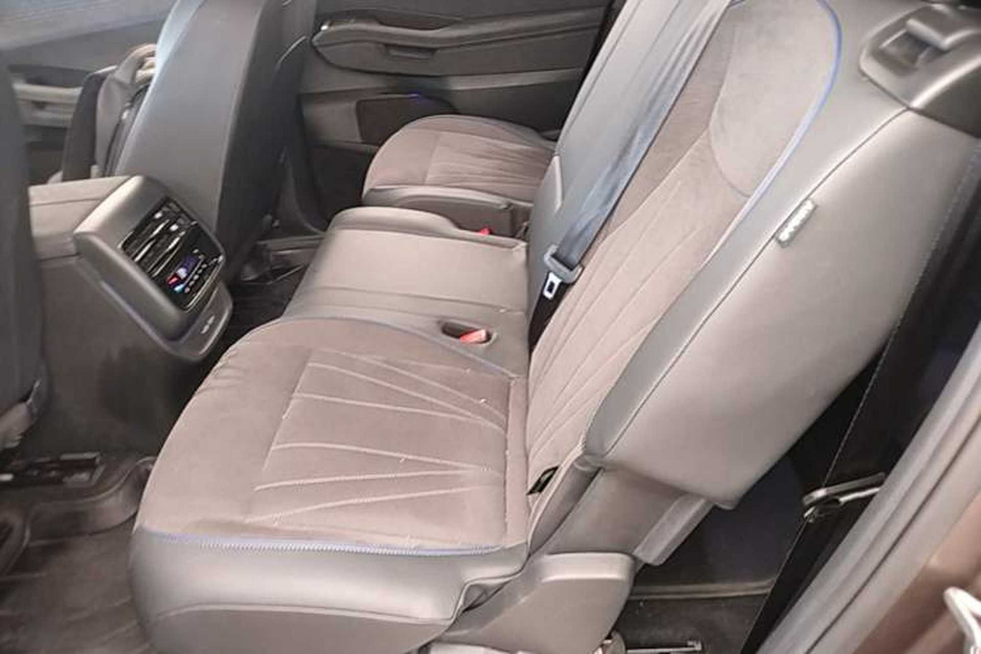 Used Volkswagen Teramont 2025 Tiguan Pro 450TSI Four-Wheel Drive Summit Edition Left Rear Seat