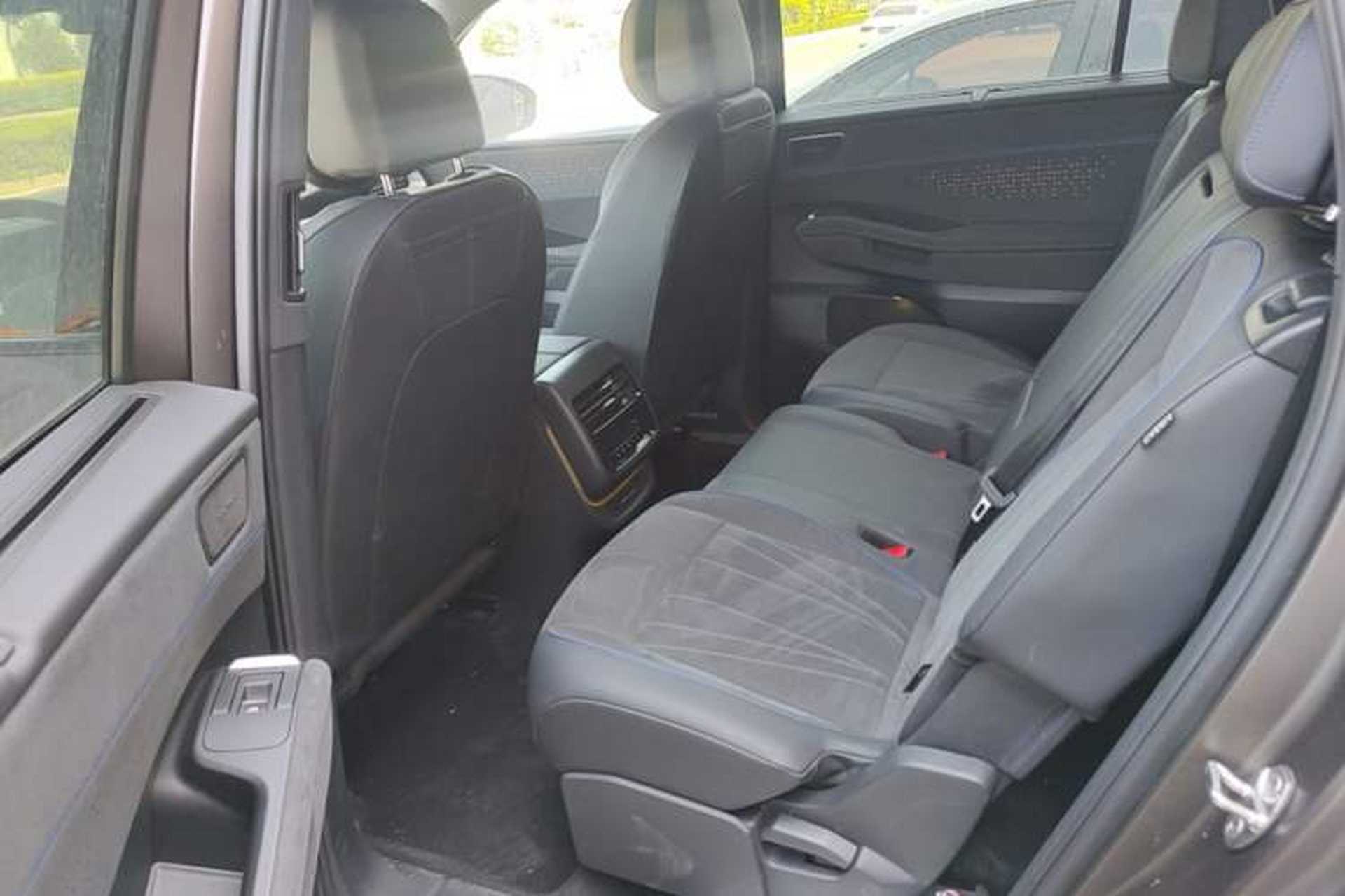 Used Volkswagen Teramont 2025 Tiguan Pro 450TSI Four-Wheel Drive Summit Edition Left Rear Seat
