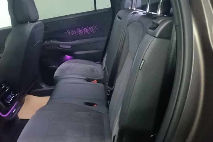 Used Volkswagen Teramont 2025 Tiguan Pro 450TSI Four-Wheel Drive Summit Edition Left Rear Seat