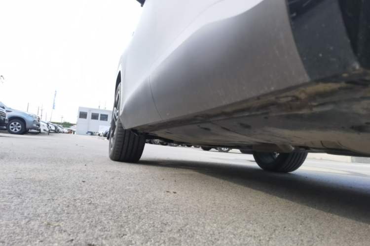 Used Volkswagen Teramont 2025 Tiguan Pro 450TSI Four-Wheel Drive Summit Edition Left Side Sill