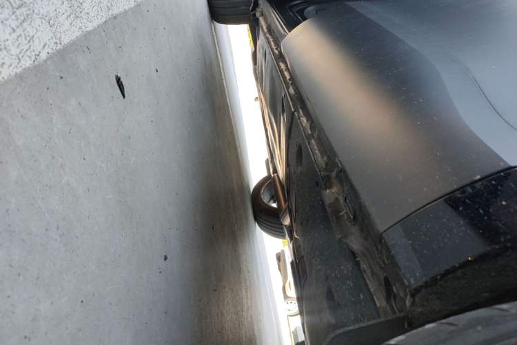 Used Volkswagen Teramont 2025 Tiguan Pro 450TSI Four-Wheel Drive Summit Edition Left Side Sill