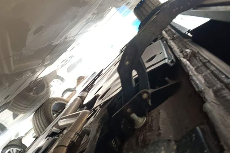 Used Volkswagen Teramont 2025 Tiguan Pro 450TSI Four-Wheel Drive Summit Edition Left Side Sill