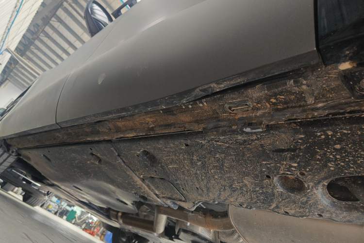 Used Volkswagen Teramont 2025 Tiguan Pro 450TSI Four-Wheel Drive Summit Edition Left Side Sill