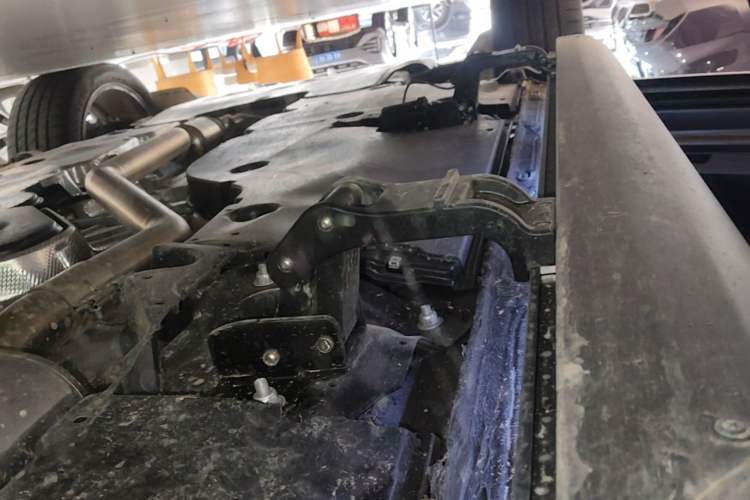 Used Volkswagen Teramont 2025 Tiguan Pro 450TSI Four-Wheel Drive Summit Edition Left Side Sill