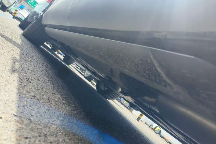 Used Volkswagen Teramont 2025 Tiguan Pro 450TSI Four-Wheel Drive Summit Edition Left Side Sill
