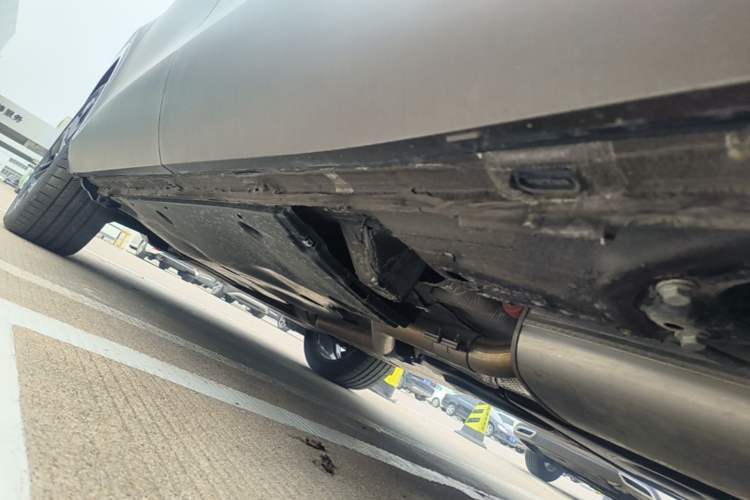 Used Volkswagen Teramont 2025 Tiguan Pro 450TSI Four-Wheel Drive Summit Edition Left Side Sill