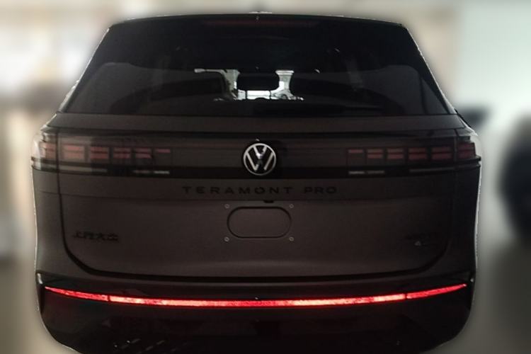 Used Volkswagen Teramont 2025 Tiguan Pro 450TSI Four-Wheel Drive Summit Edition Rear