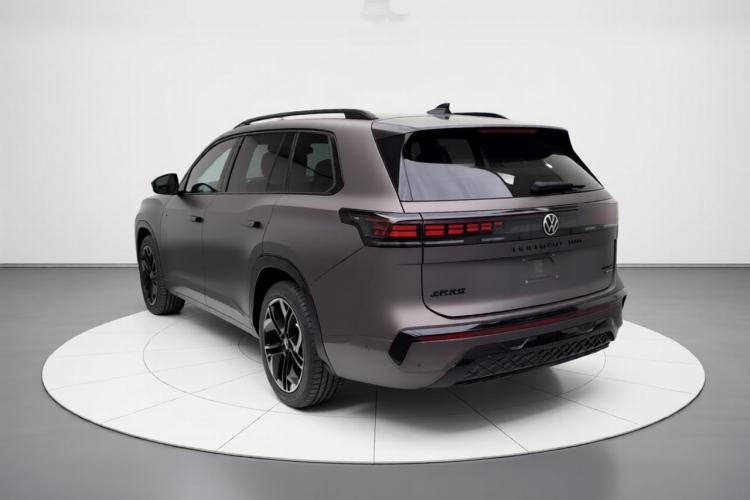Used Volkswagen Teramont 2025 Tiguan Pro 450TSI Four-Wheel Drive Summit Edition Rear Left 45 Deg