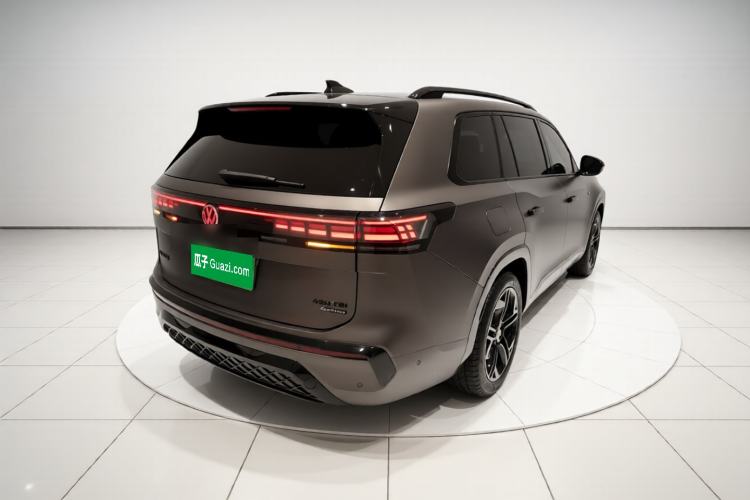 Used Volkswagen Teramont 2025 Tiguan Pro 450TSI Four-Wheel Drive Summit Edition Rear Right 45 Deg
