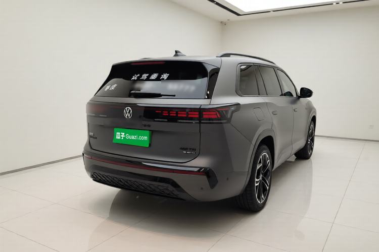 Used Volkswagen Teramont 2025 Tiguan Pro 450TSI Four-Wheel Drive Summit Edition Rear Right 45 Deg