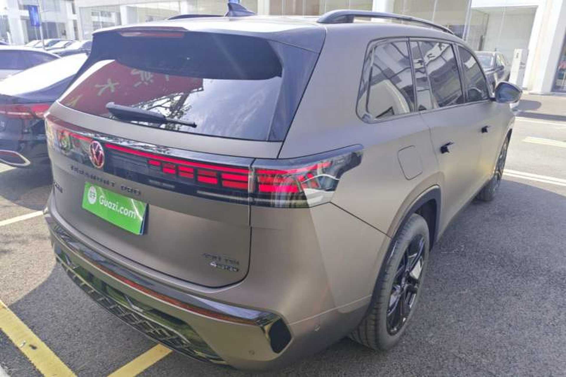 Used Volkswagen Teramont 2025 Tiguan Pro 450TSI Four-Wheel Drive Summit Edition Rear Right 45 Deg