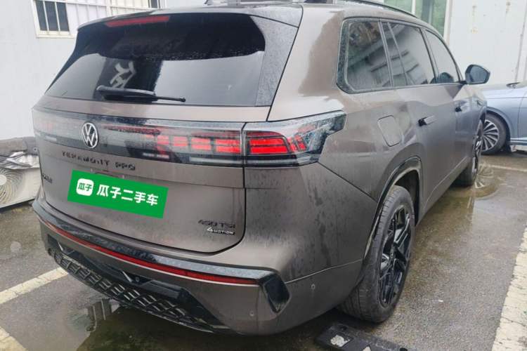 Used Volkswagen Teramont 2025 Tiguan Pro 450TSI Four-Wheel Drive Summit Edition Rear Right 45 Deg