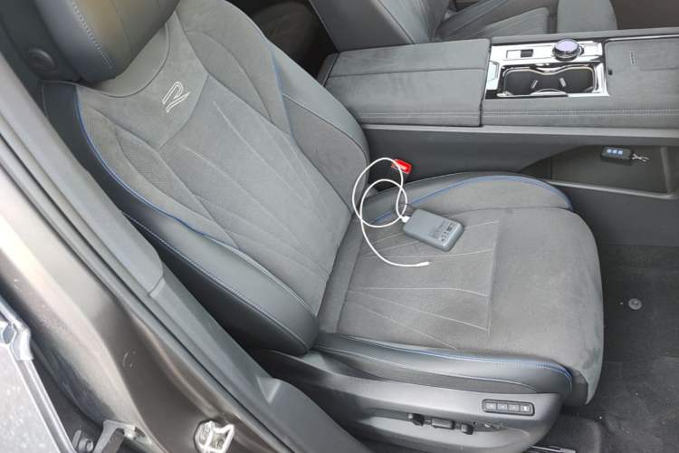 Used Volkswagen Teramont 2025 Tiguan Pro 450TSI Four-Wheel Drive Summit Edition Right Front Seat