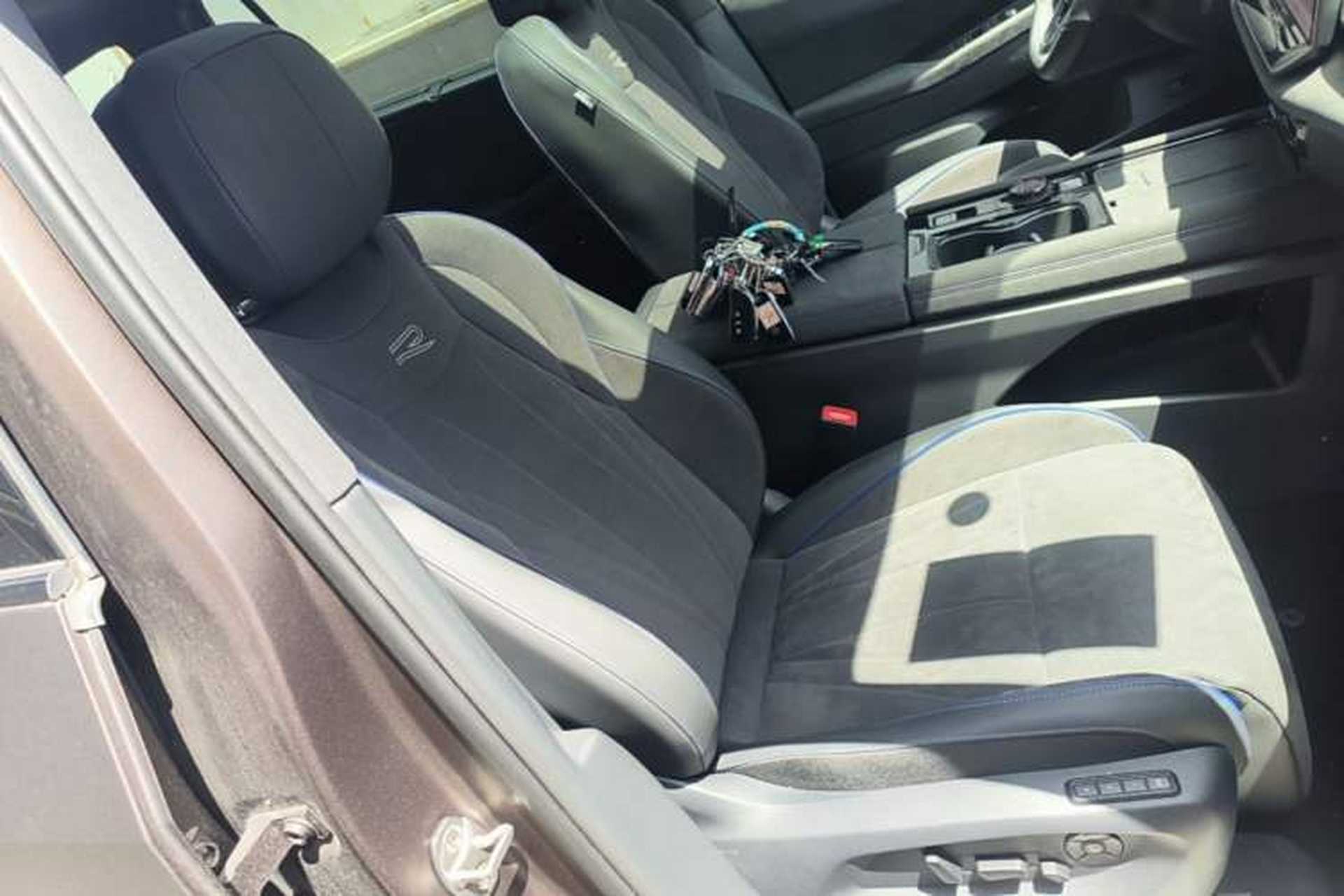 Used Volkswagen Teramont 2025 Tiguan Pro 450TSI Four-Wheel Drive Summit Edition Right Front Seat
