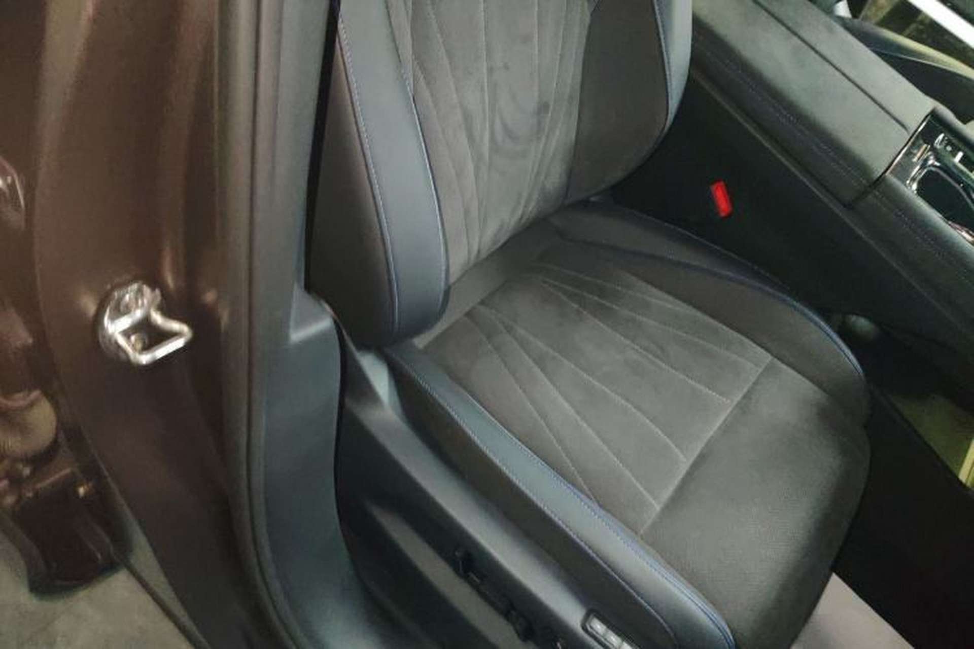 Used Volkswagen Teramont 2025 Tiguan Pro 450TSI Four-Wheel Drive Summit Edition Right Front Seat