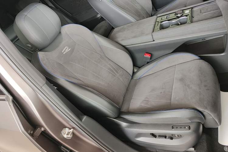 Used Volkswagen Teramont 2025 Tiguan Pro 450TSI Four-Wheel Drive Summit Edition Right Front Seat