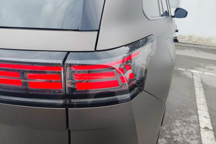 Used Volkswagen Teramont 2025 Tiguan Pro 450TSI Four-Wheel Drive Summit Edition Right Rear Taillight