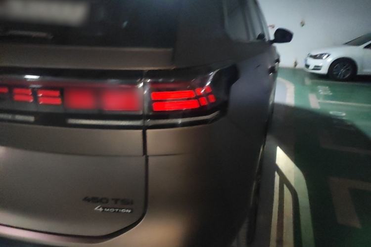 Used Volkswagen Teramont 2025 Tiguan Pro 450TSI Four-Wheel Drive Summit Edition Right Rear Taillight
