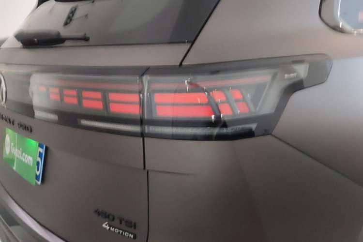 Used Volkswagen Teramont 2025 Tiguan Pro 450TSI Four-Wheel Drive Summit Edition Right Rear Taillight