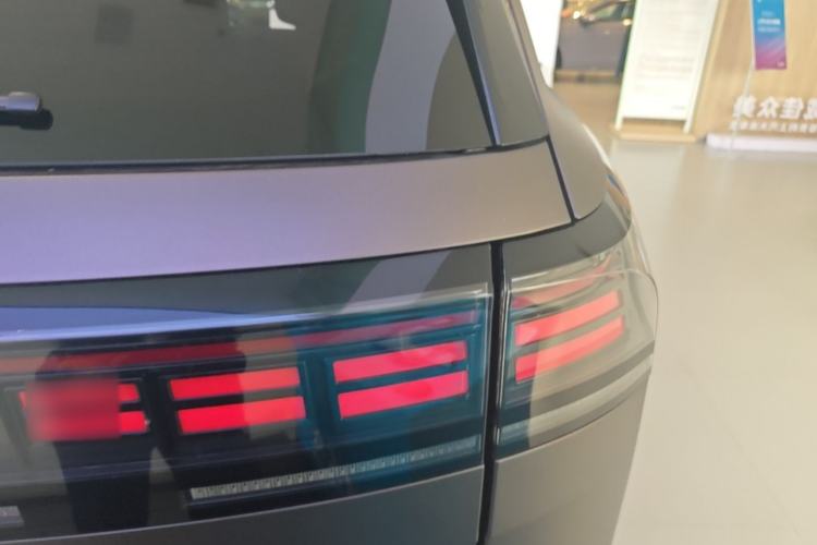 Used Volkswagen Teramont 2025 Tiguan Pro 450TSI Four-Wheel Drive Summit Edition Right Rear Taillight