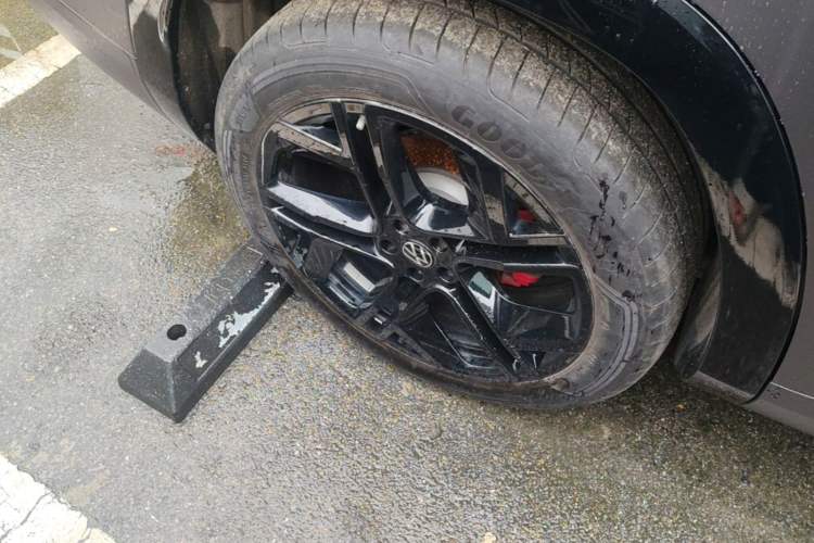 Used Volkswagen Teramont 2025 Tiguan Pro 450TSI Four-Wheel Drive Summit Edition Right Rear Wheel Hub