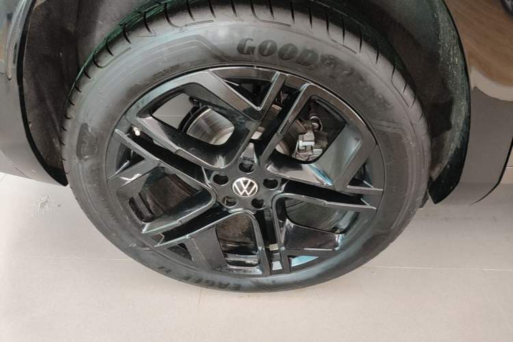 Used Volkswagen Teramont 2025 Tiguan Pro 450TSI Four-Wheel Drive Summit Edition Right Rear Wheel Hub