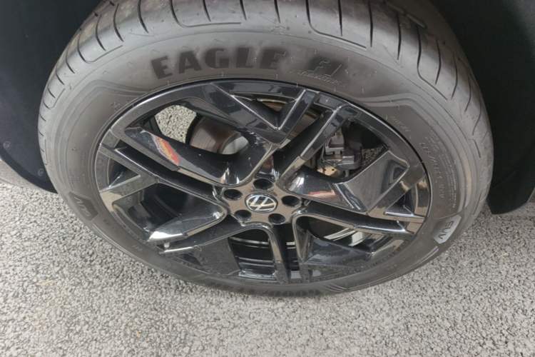 Used Volkswagen Teramont 2025 Tiguan Pro 450TSI Four-Wheel Drive Summit Edition Right Rear Wheel Hub