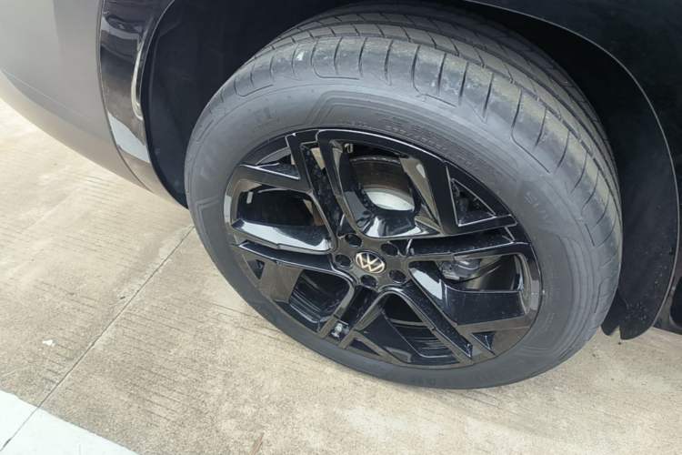 Used Volkswagen Teramont 2025 Tiguan Pro 450TSI Four-Wheel Drive Summit Edition Right Rear Wheel Hub