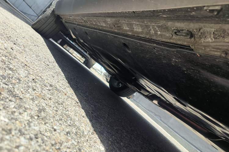 Used Volkswagen Teramont 2025 Tiguan Pro 450TSI Four-Wheel Drive Summit Edition Right Side Sill